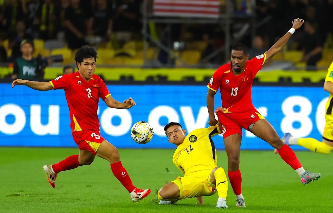 马来西亚足 马来西亚足