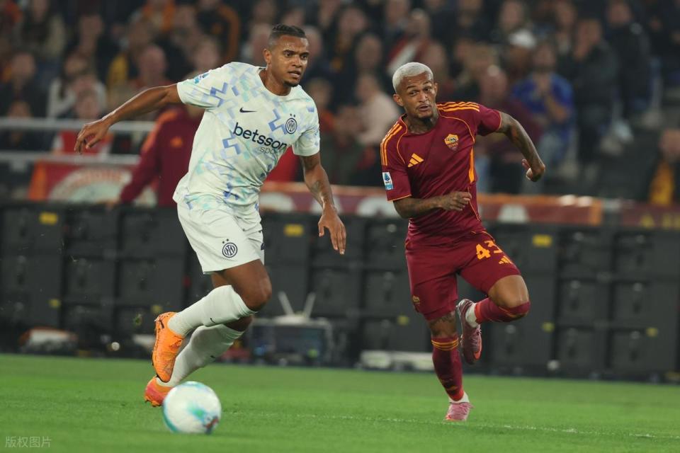 OUZBo, 这是博尼本, 而罗马无缘 OUZBo, 这是博尼本, 而罗马无缘